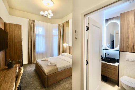 Boul Rosu Residence - Housity