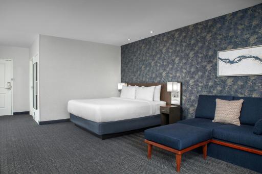Courtyard by Marriott Richmond Downtown - Housity
