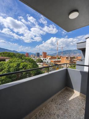 Hotel Ofix - Housity