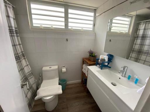 KASA Ocean Breeze - Cabana Studio Apartment BEACHFRONT CONDO POOL - Housity