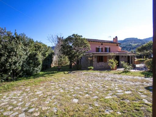 Casalino Spagnolo Garden Apartment - Housity