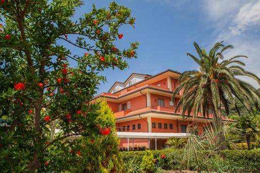 Hotel Le Rotonde - Housity