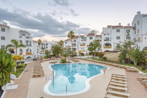 Sunset Harbour Club - Housity
