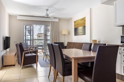 Sunset Harbour Club - Housity