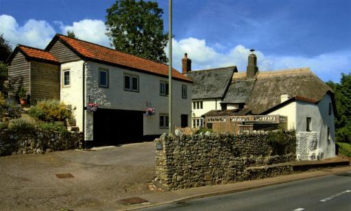 Rose Farm - Housity