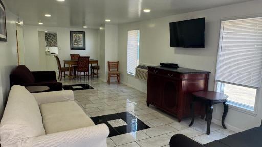 Shore Beach Houses - 52 - 401 Porter Avenue - Housity