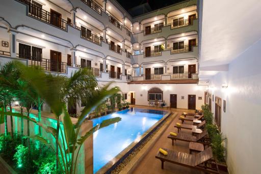 Golden Bakong Boutique - Housity