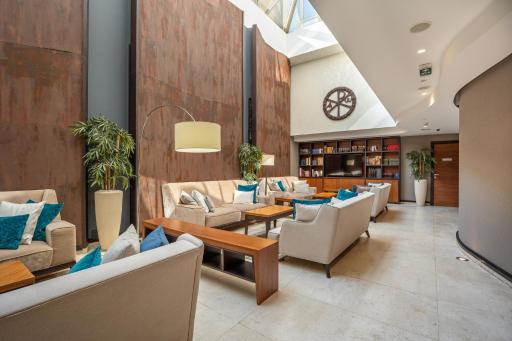 Hotel Constantine the Great - Housity