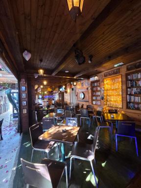 Harrys Inn Guesthouse - Housity