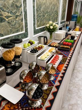 Dosman Hotel Bishkek - Housity