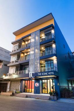 The Iconic Hotel Ranong - Housity