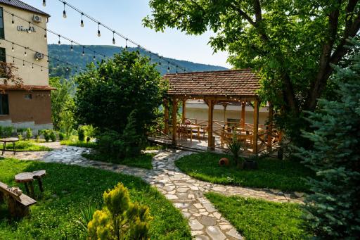 Madin Eco Hotel - Housity