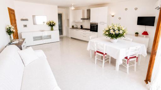Appartamento Oltremare davanti spiaggia - Housity