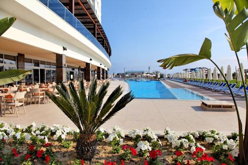 Kahya Resort Aqua & Spa - Housity