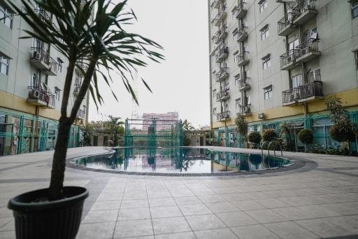 The Suite Metro Apartment by King Official - Housity
