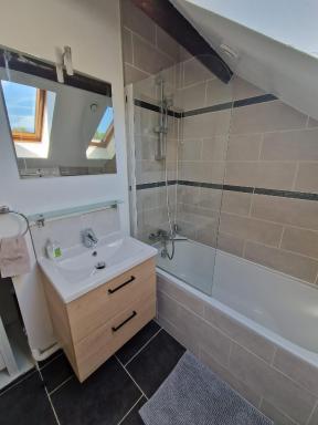 Duplex 40m2 cocooning cœur de ville avec parking - Housity