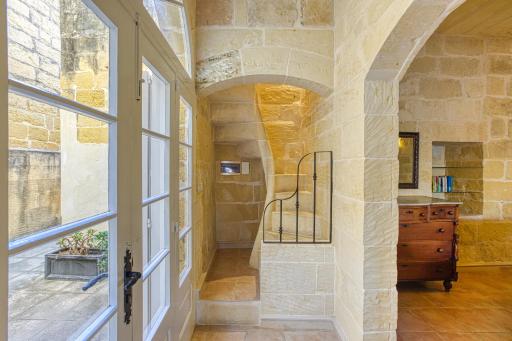 Girardu Holiday Home - Housity