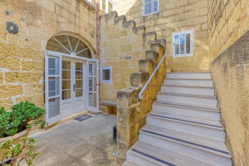 Girardu Holiday Home - Housity