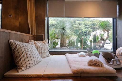 THE MILL STUDIO HOTEL 翌13時out 元撮影スタジオで暮らす1日1組限定の宿 - Housity