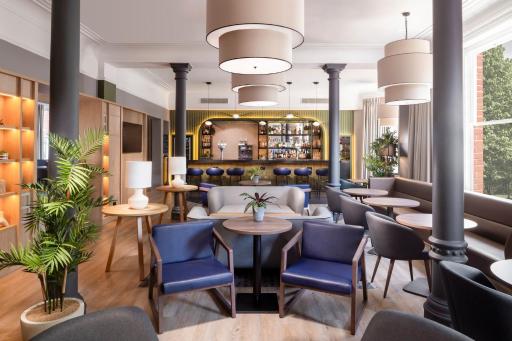Holiday Inn Farnborough, an IHG Hotel - Housity