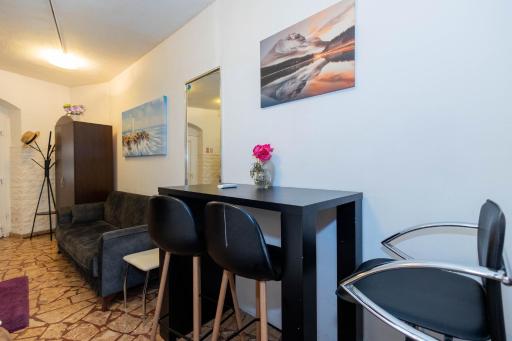 Split Inn Apartments - Housity