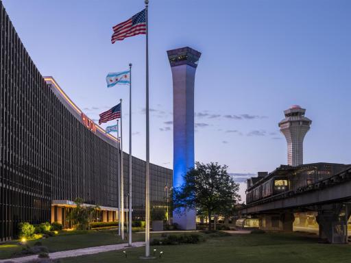 Hilton Chicago O'Hare Airport - Housity