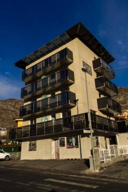 Mito Hotel - Housity