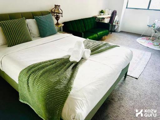 KozyGuru / Haymarket SYD / Cozy Warm / 1 Bed APT / NHA317-546B - Housity