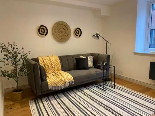Hounds Gate Luxury Apartments by 1508 Stays - Housity