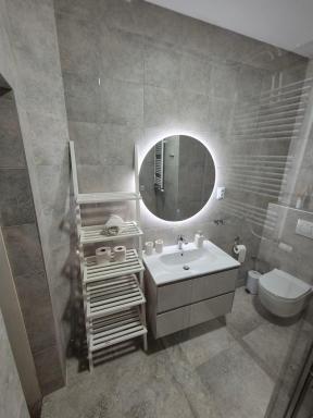 Apartment Laura & Lucija - Housity