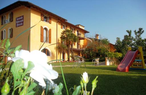 Albergo Le Piante - Housity