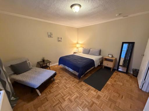 Downtown 1 Bedroom Apt 20L - Housity
