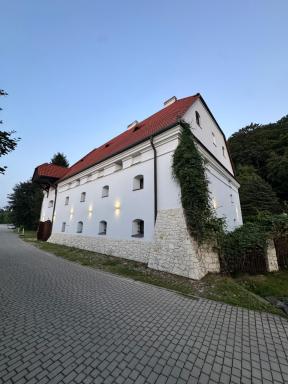 Hotel Żuraw w Starym Spichlerzu - Housity