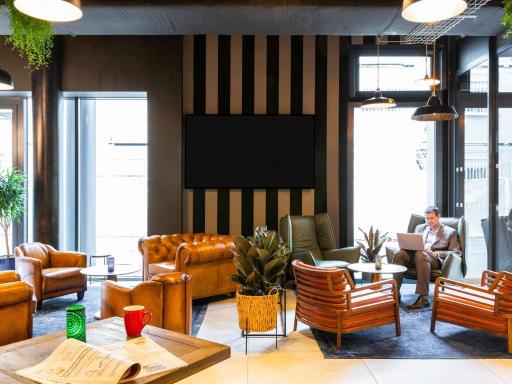 ibis Styles Puteaux Paris La Defense - Housity