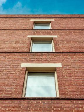 Hobart Waterfront Apartments - Housity