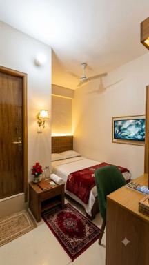 Hotel New Royal Palace Dhanmondi - Housity
