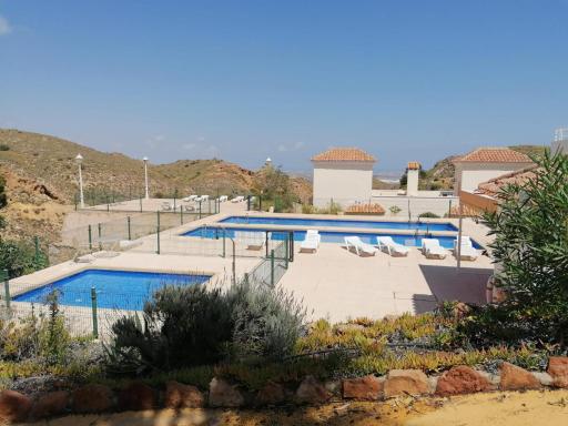 Exquisite modern 2-Bed House in El Pinar de Bedar - Housity