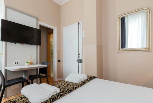 Milan Retreats - Housity