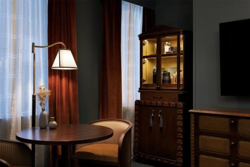 The Driskill - Housity