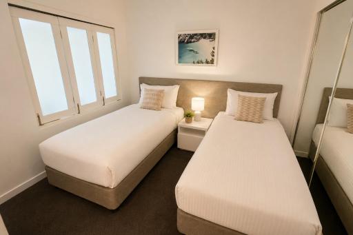Silvershore Apartments on the Broadwater - Housity