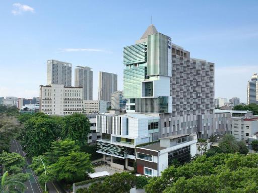 Novotel Jakarta Cikini - Housity