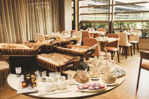 EK Hotel By Preferred Hotels Group - Housity