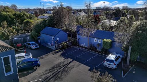 Cranford Cottages and Motel - Housity