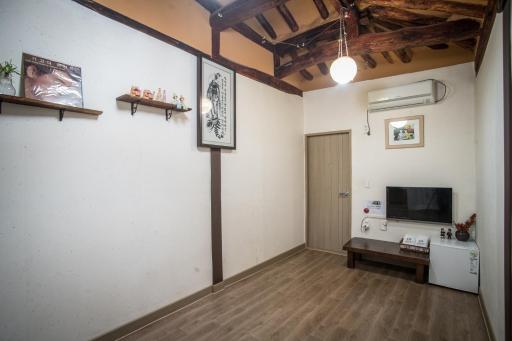 Hanok Story Guesthouse - Housity