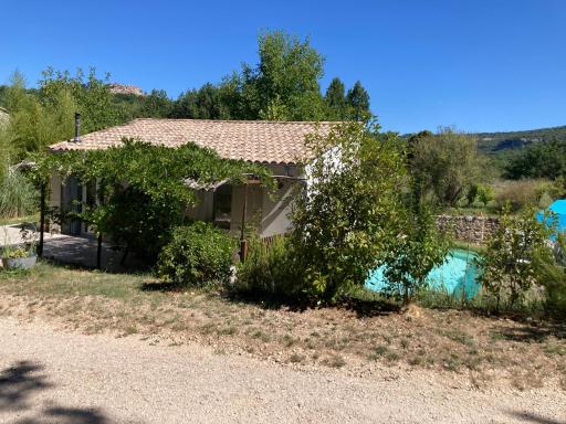 Gîte Hanna en Luberon - Le Boisset de St Martin de Castillon - Housity