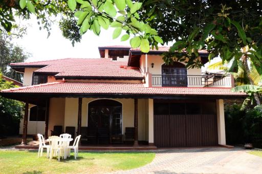 Gondolas Holiday Lanka - Housity