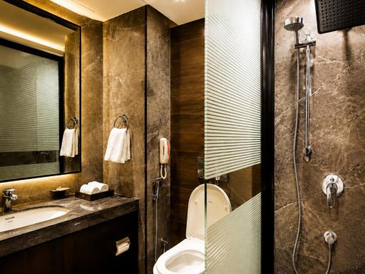 Hotel Crown Plaza Islamabad - Housity