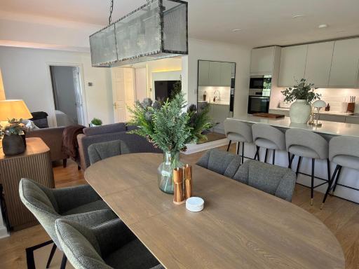 Lux 2 Bedroom Ground Floor Apartment - Housity