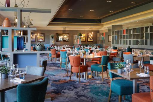 DoubleTree by Hilton Edinburgh Airport - Housity