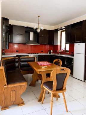 Shtepi Me qera Fier - Housity